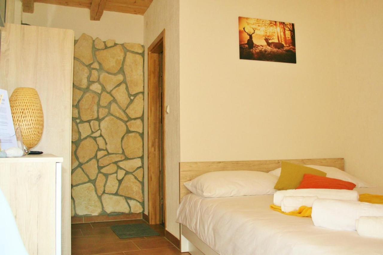 Boutique B&B Agroturizam Sv. Juraj Vrh  Bagian luar foto
