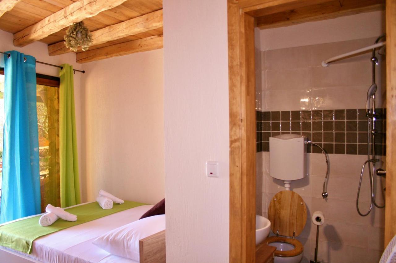 Boutique B&B Agroturizam Sv. Juraj Vrh  Bagian luar foto
