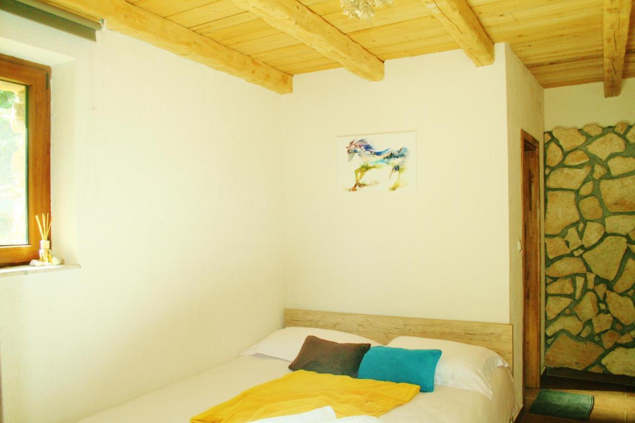Boutique B&B Agroturizam Sv. Juraj Vrh  Bagian luar foto